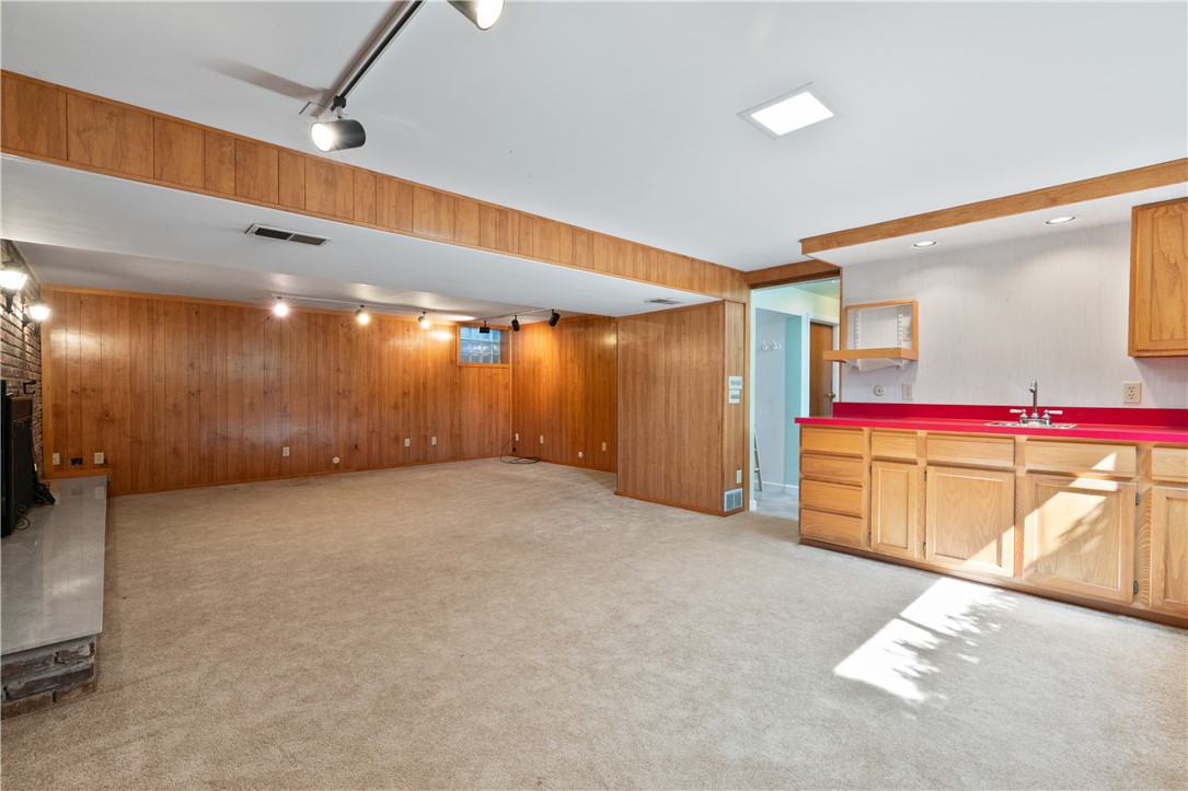 9431 Springfield Drive