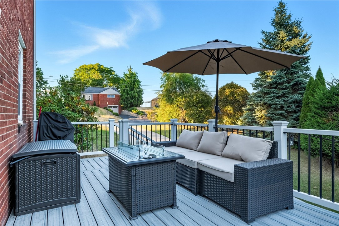 632 Lochinvar Dr