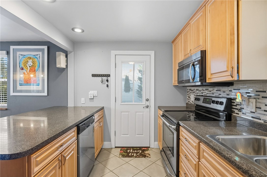 632 Lochinvar Dr