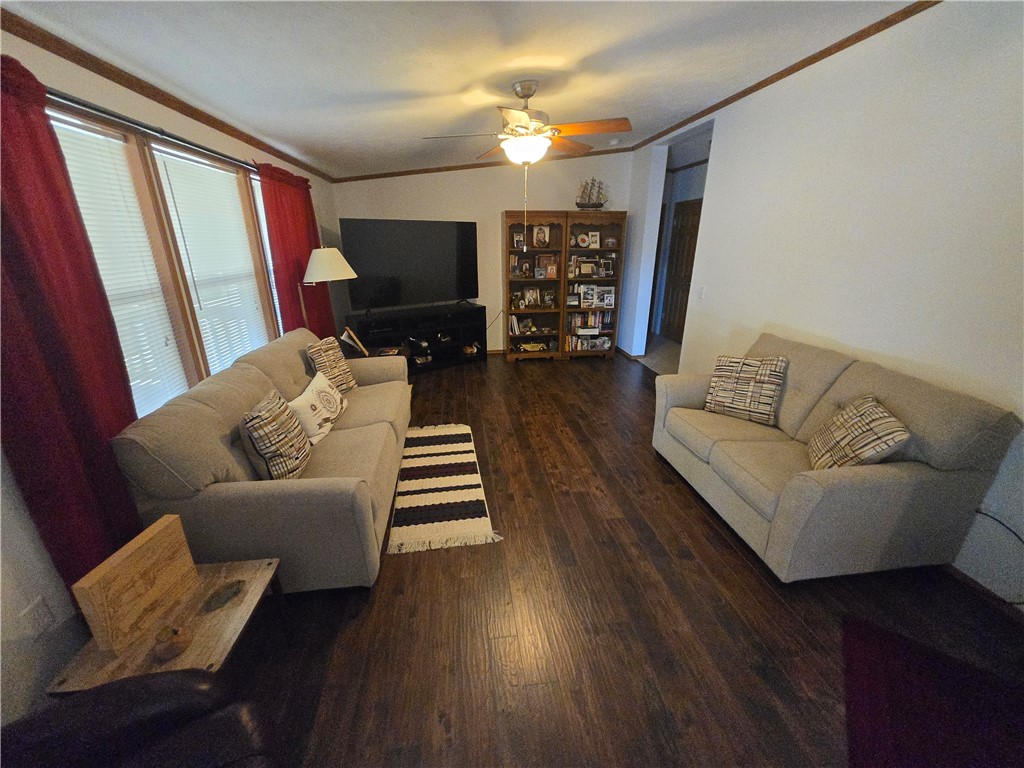 238 Allegheny Ave