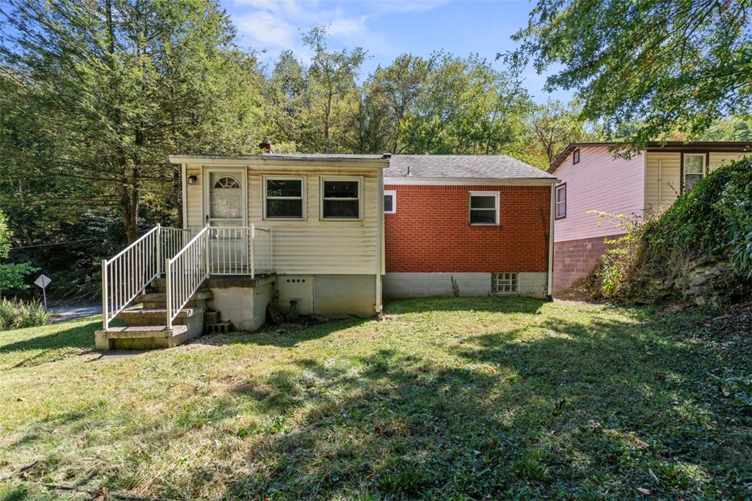 1003 Geyer Rd