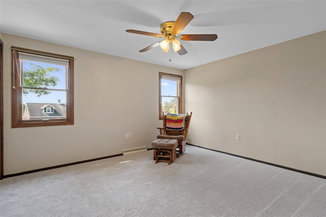16 Sterling Dr