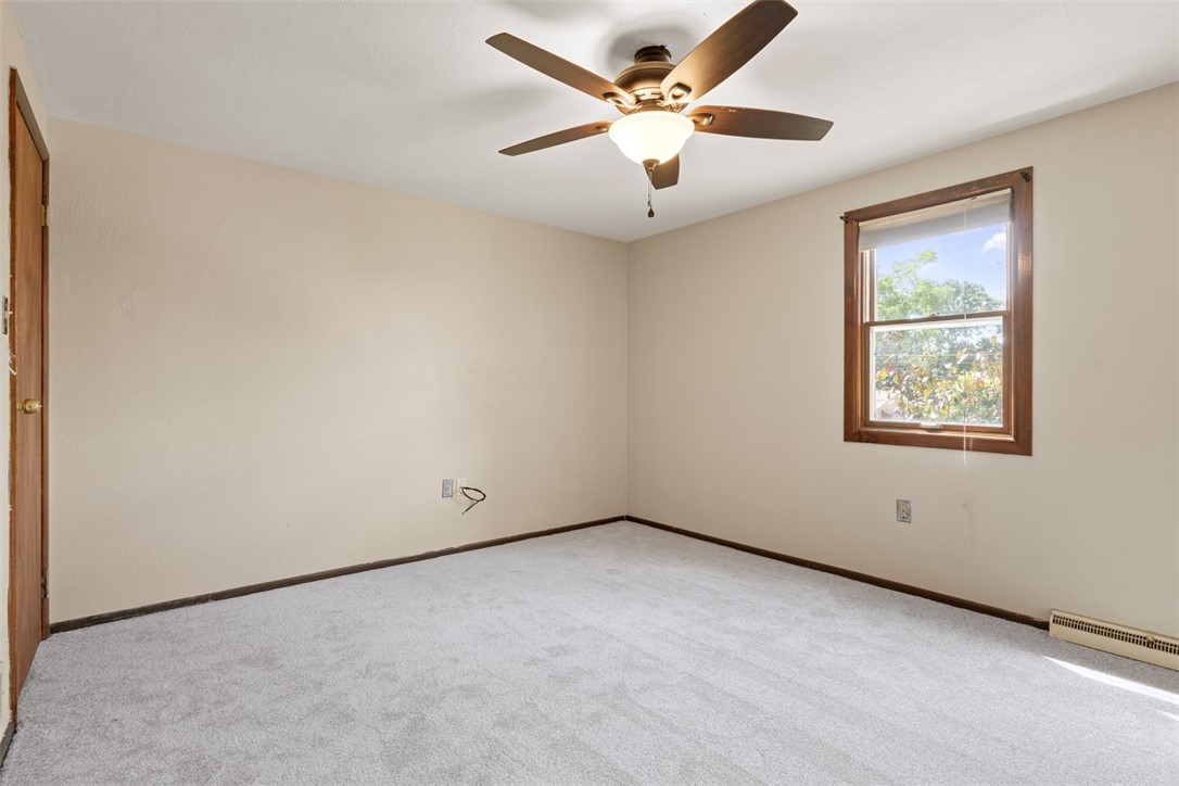 16 Sterling Dr