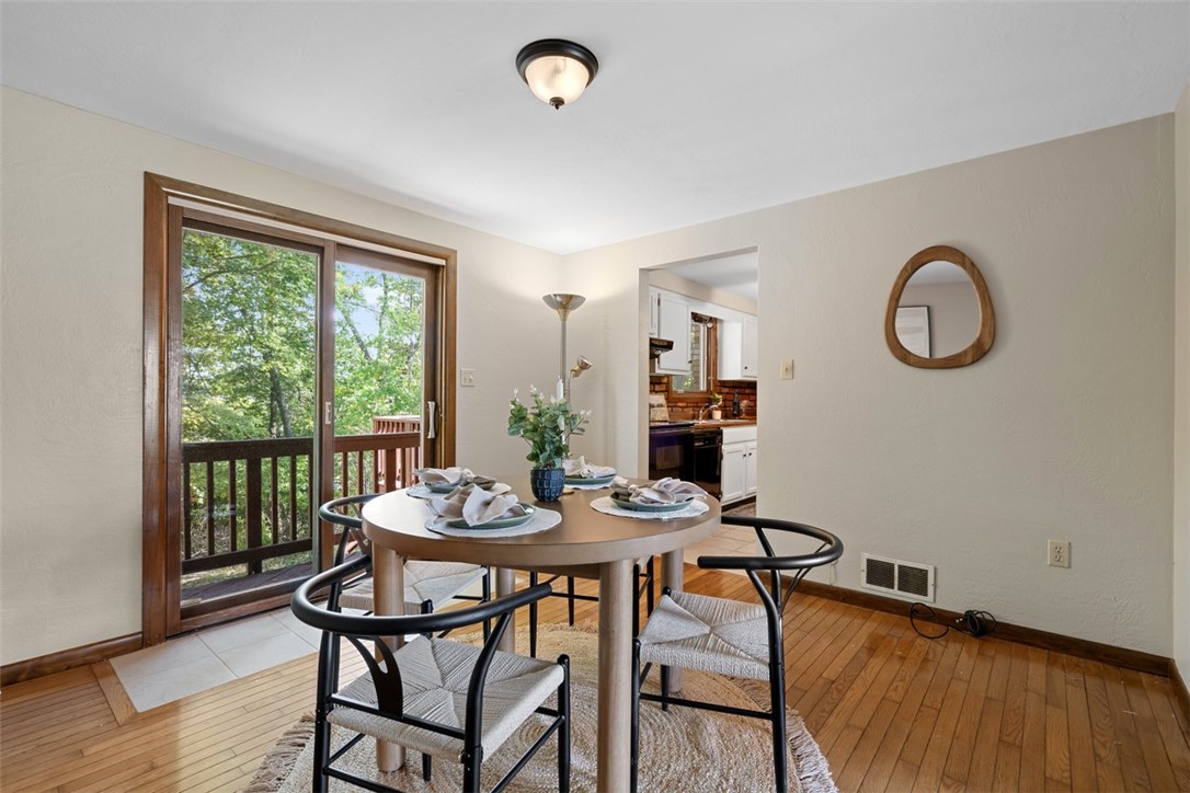 16 Sterling Dr