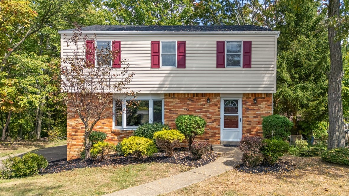 16 Sterling Dr