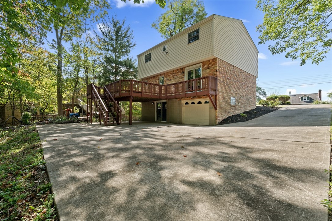 16 Sterling Dr