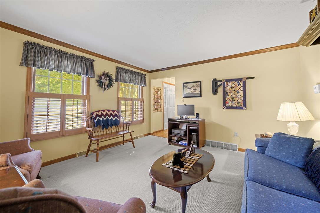 2379 Delo Dr