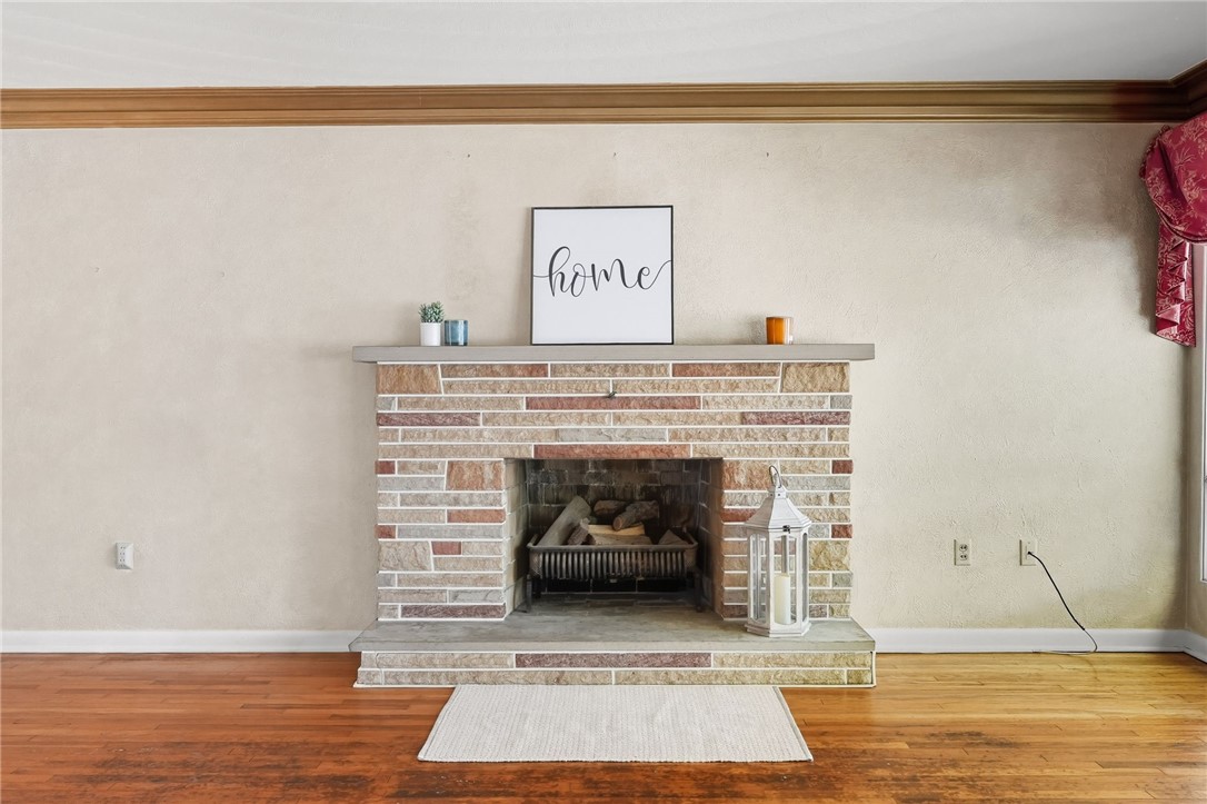 126 Meadowbrook Rd