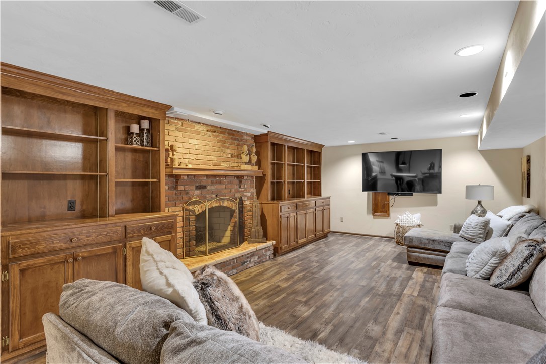 2109 Chablis Ct
