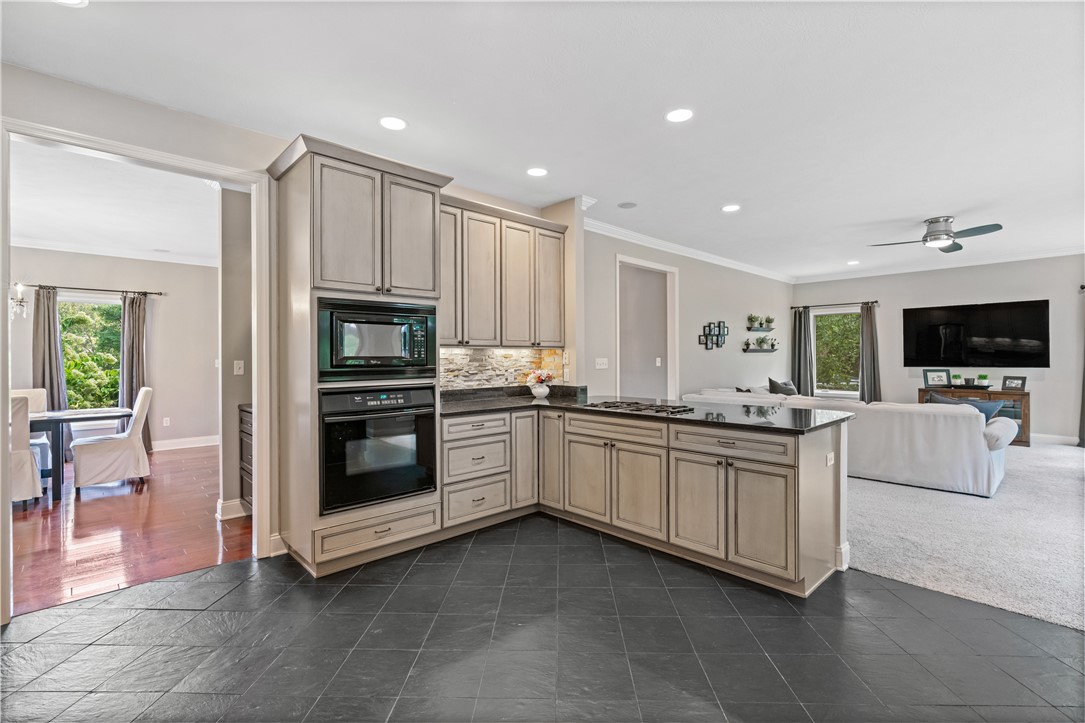 1210 Joseph Ct
