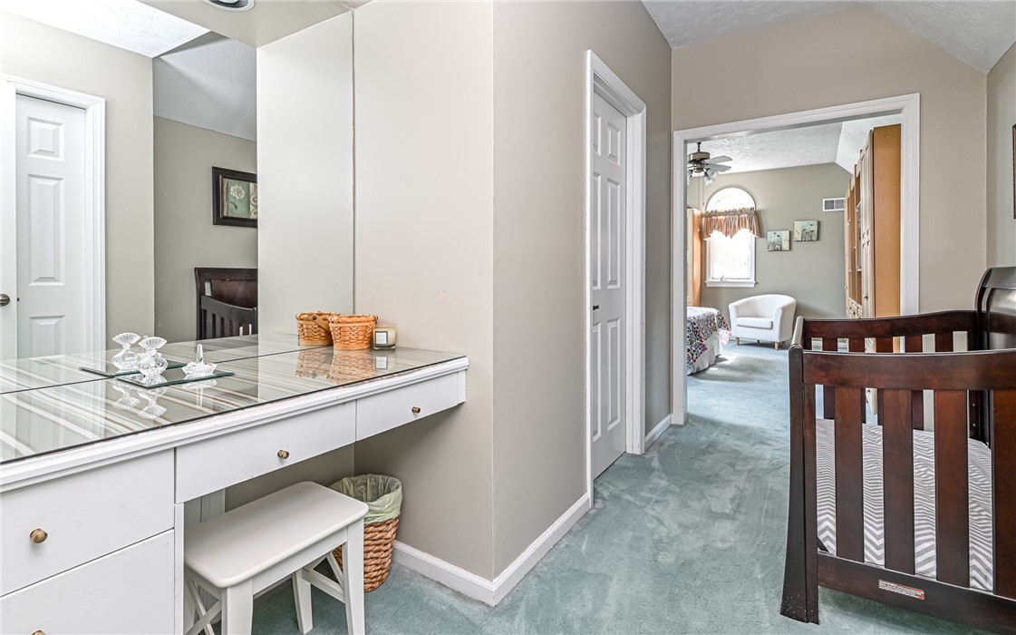 4267 Laurel Ridge Dr
