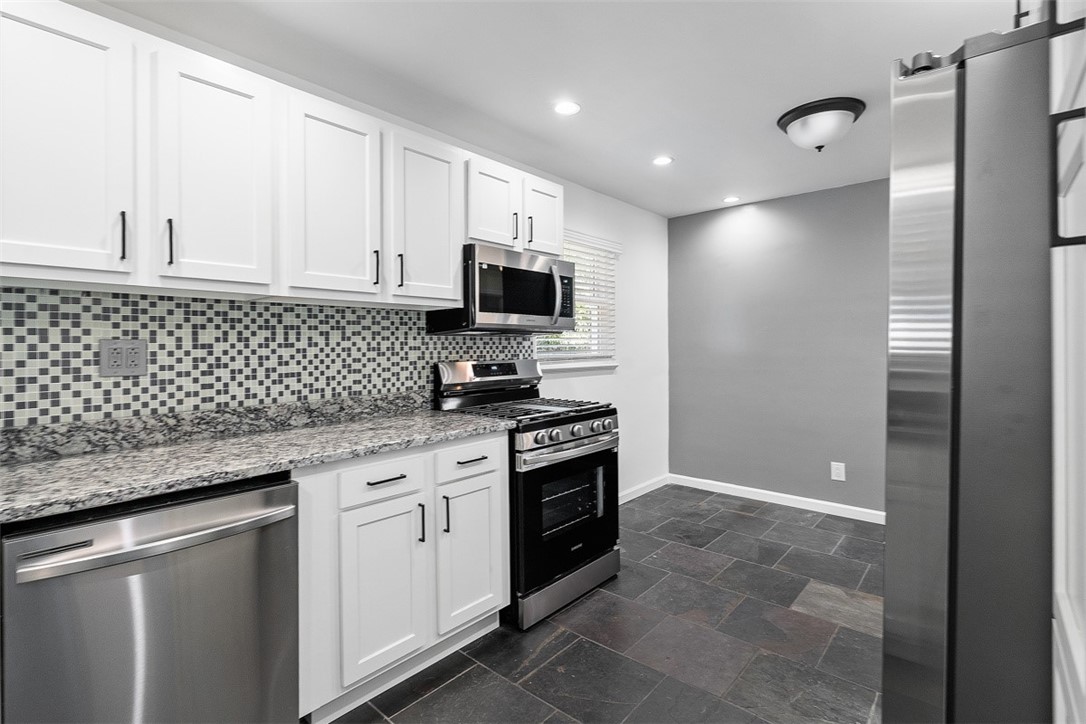 1858 Brodhead Rd