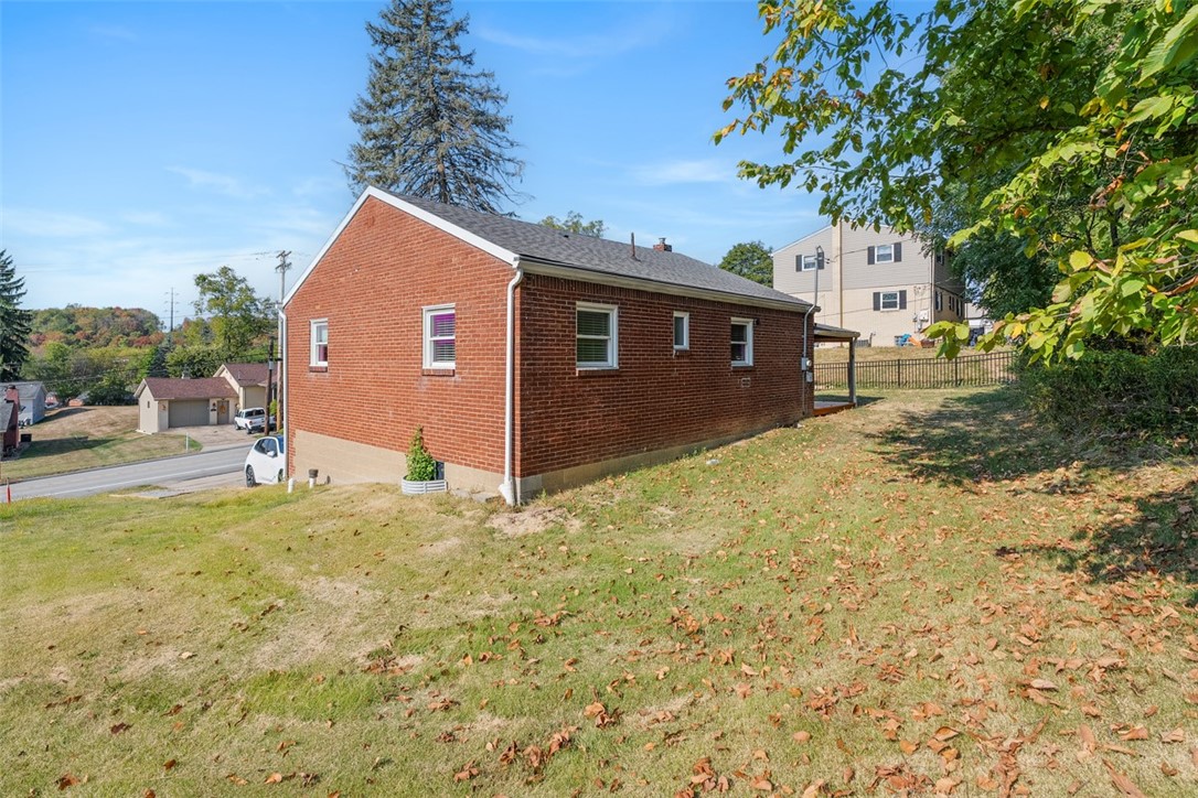 1858 Brodhead Rd