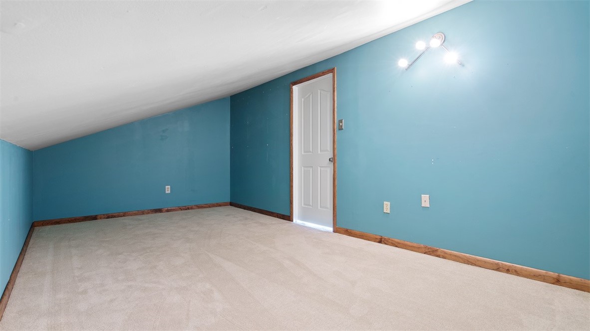 17 Cambria Point