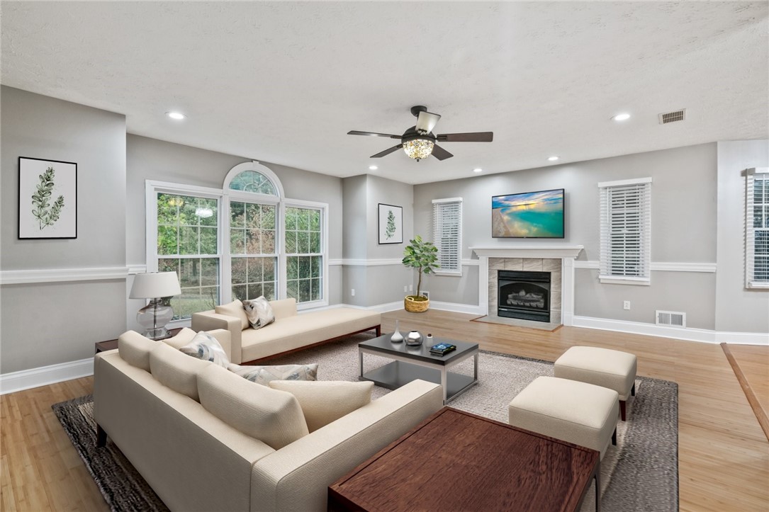 102 Ashley Hill Dr