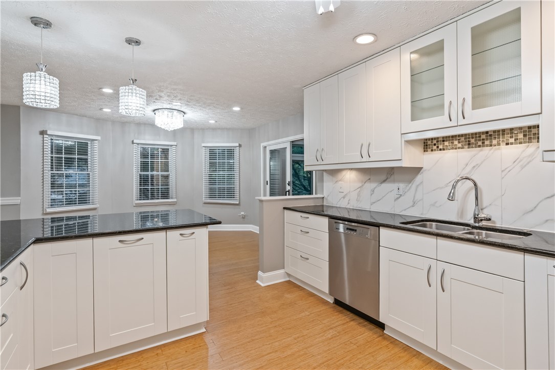 102 Ashley Hill Dr