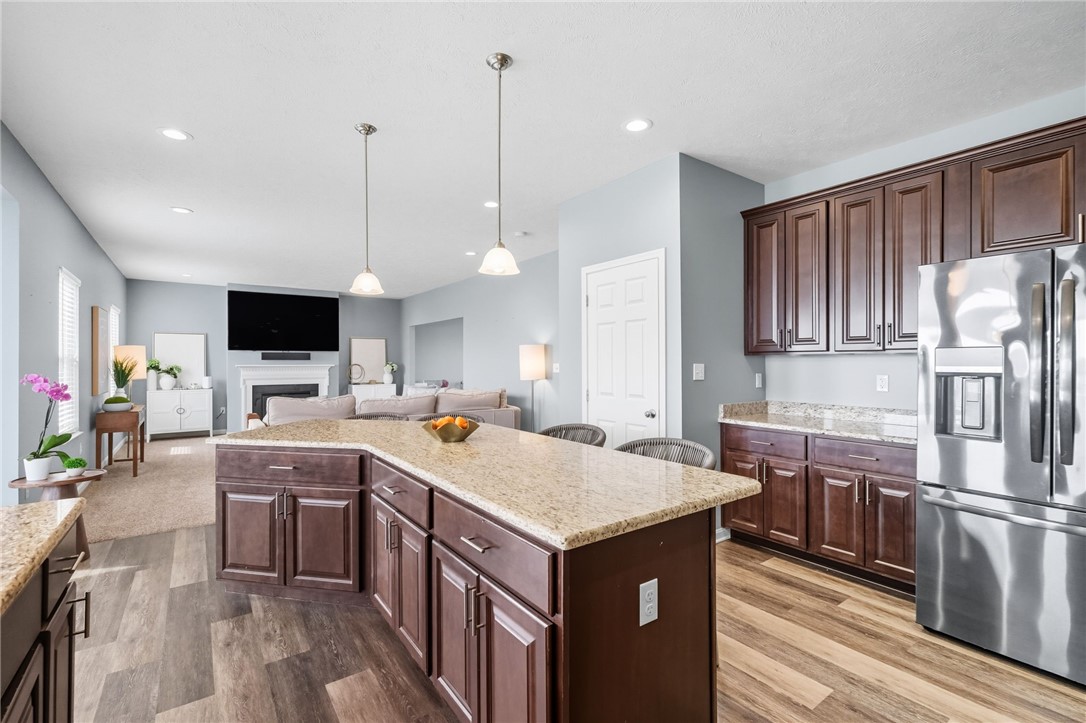 230 Horse Shoe Dr