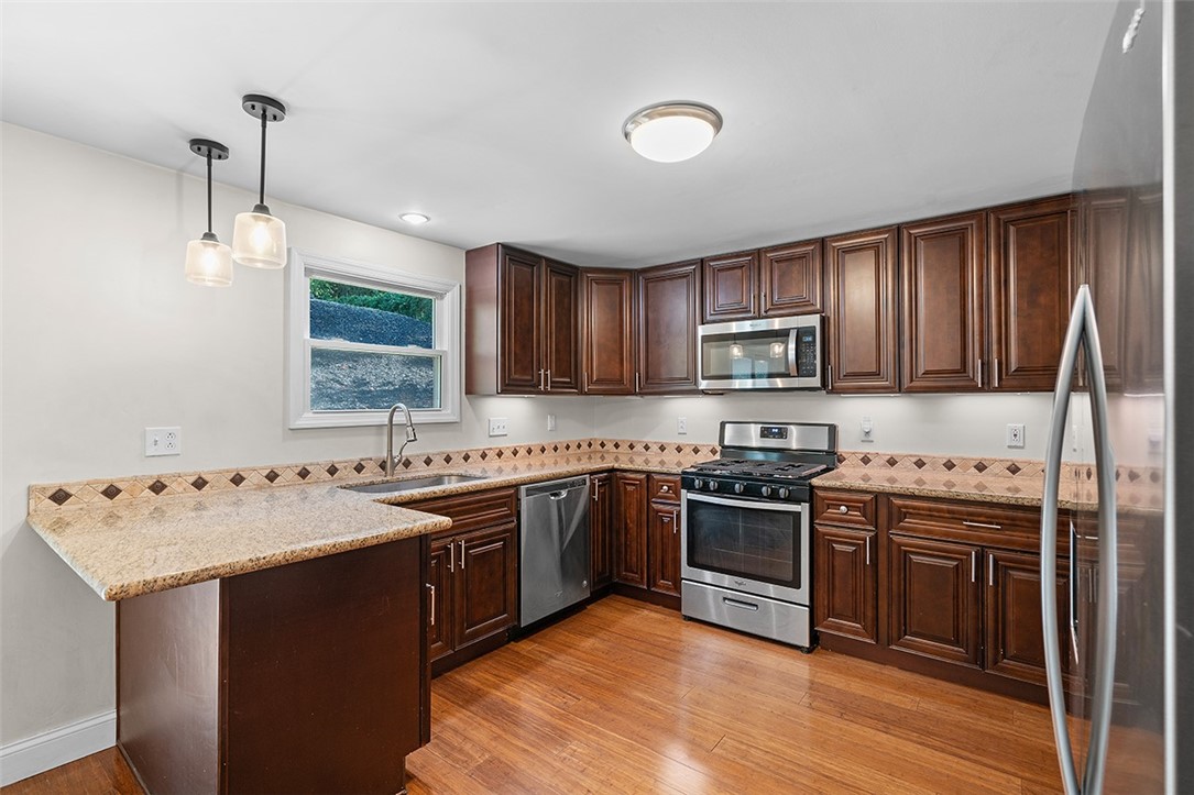 573 Clifton Rd