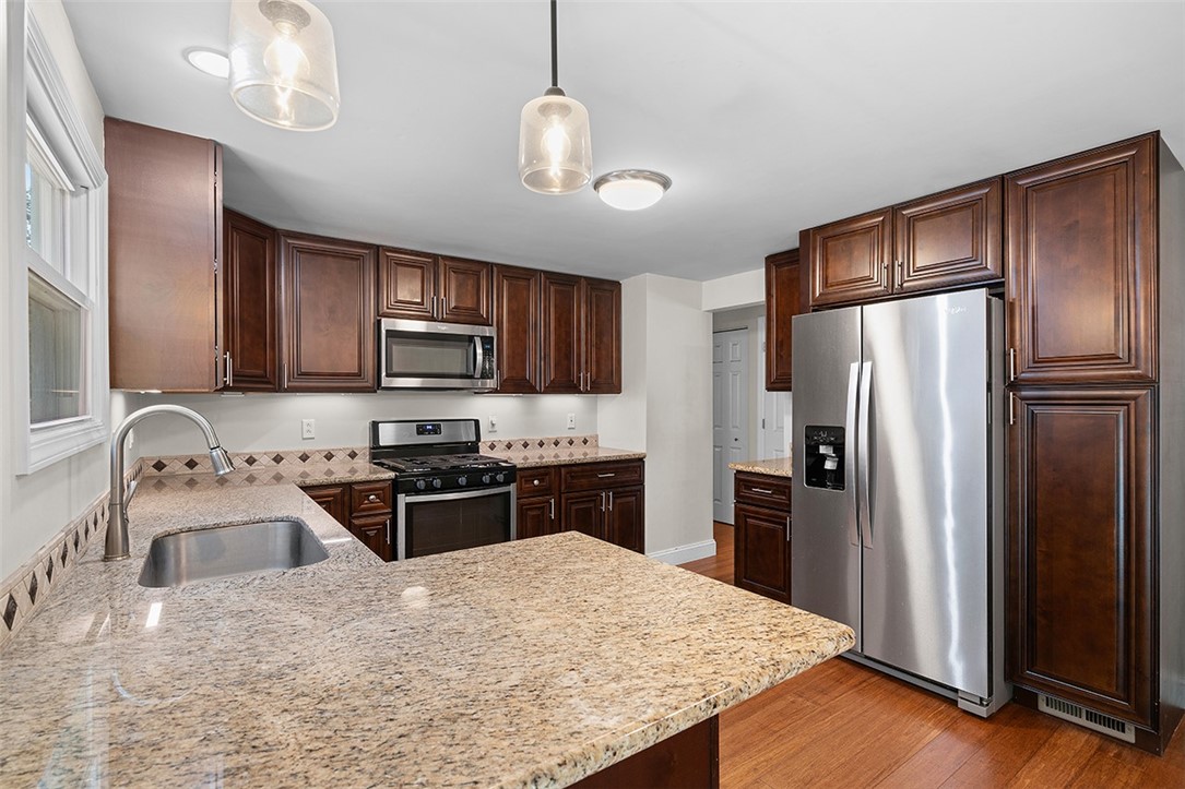 573 Clifton Rd