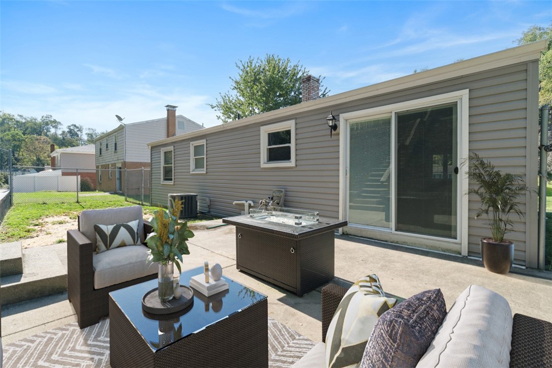 573 Clifton Rd