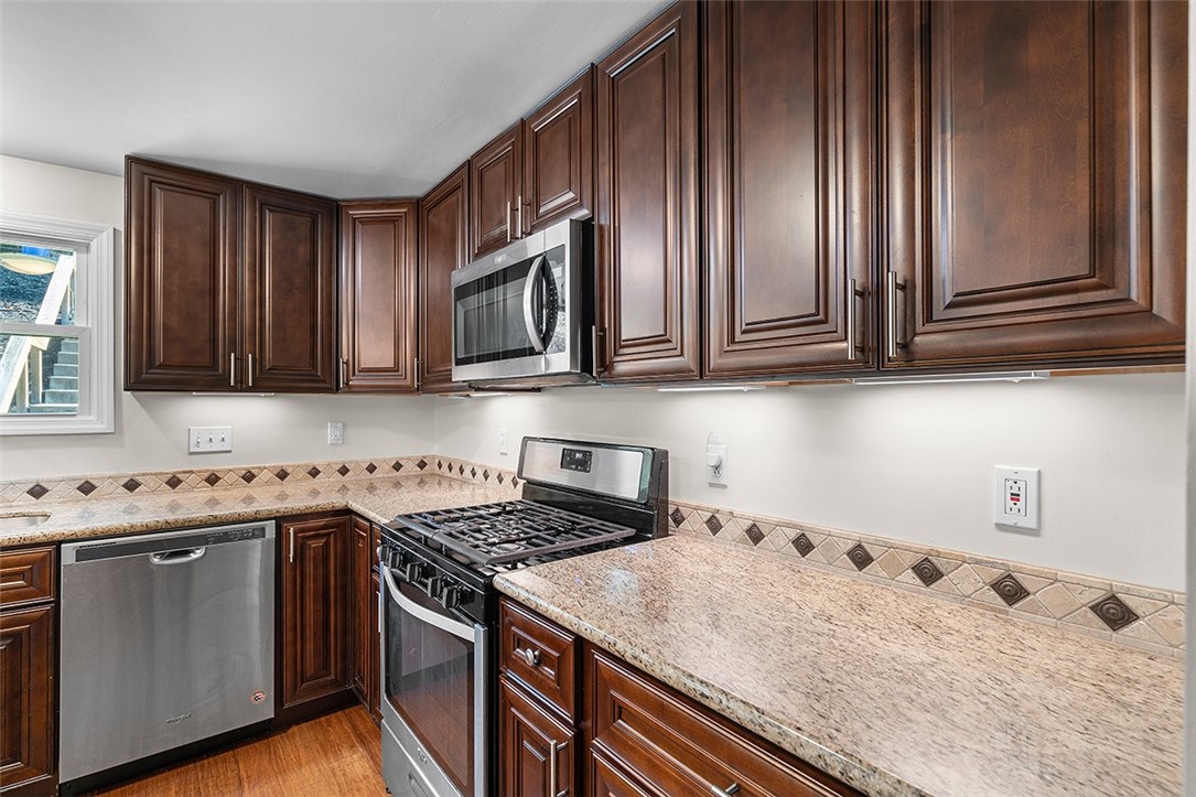 573 Clifton Rd