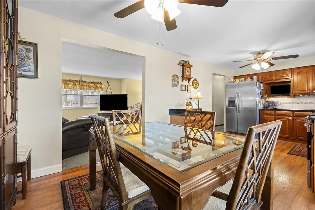 111 Knoll Dr