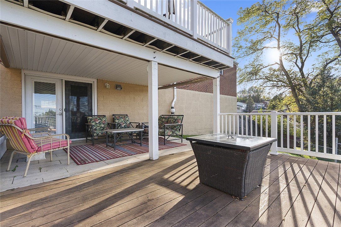 111 Knoll Dr
