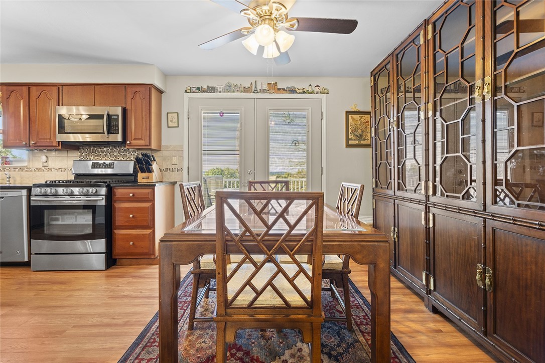 111 Knoll Dr