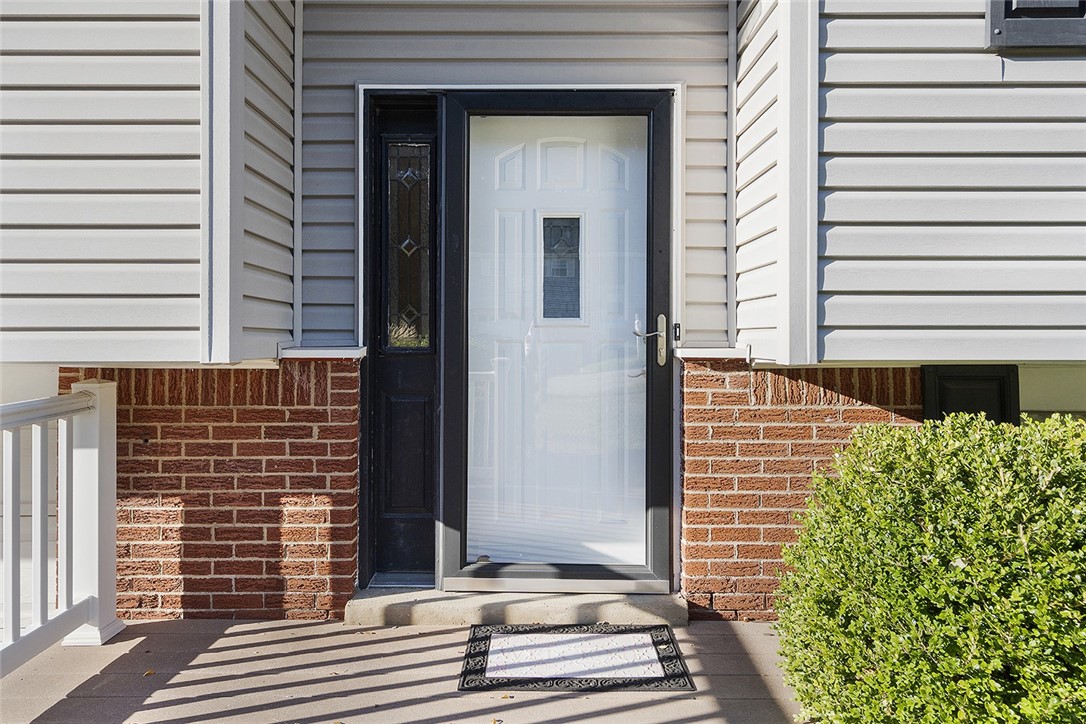 111 Knoll Dr