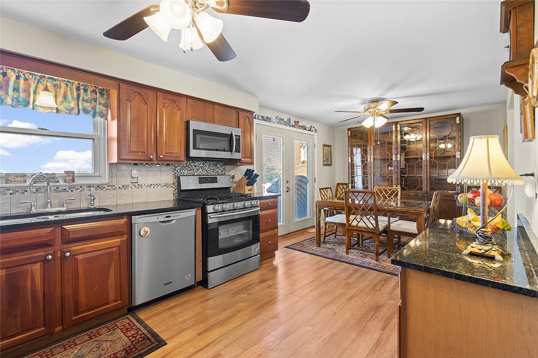 111 Knoll Dr