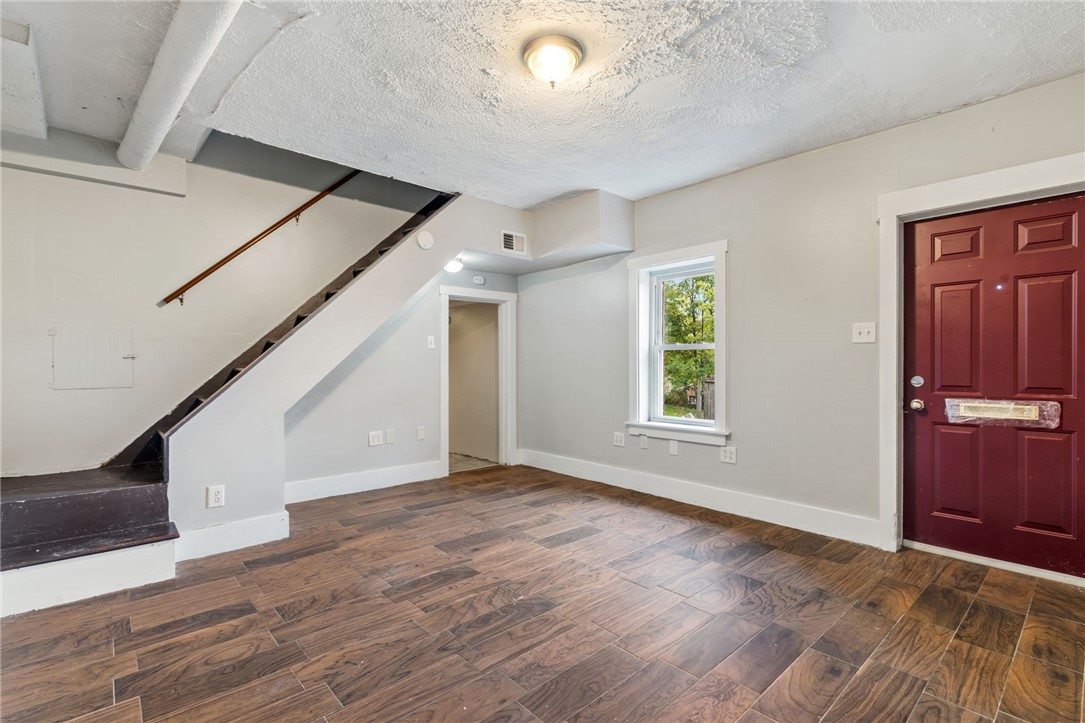 1599 Fallowfield