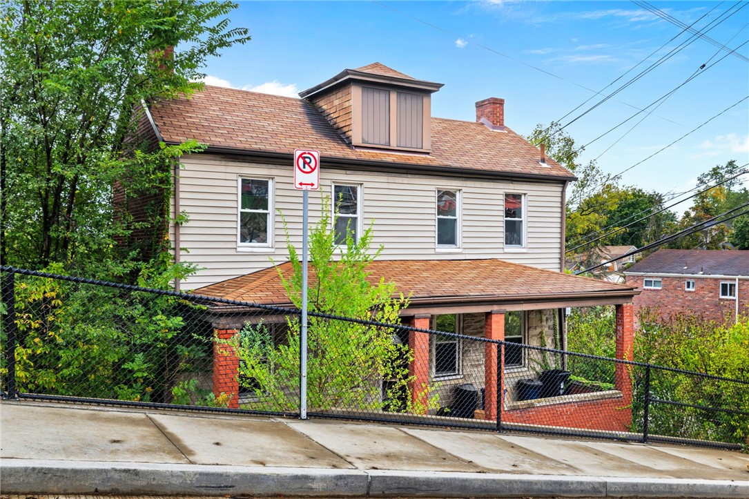 1599 Fallowfield