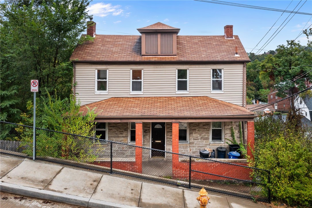 1599 Fallowfield
