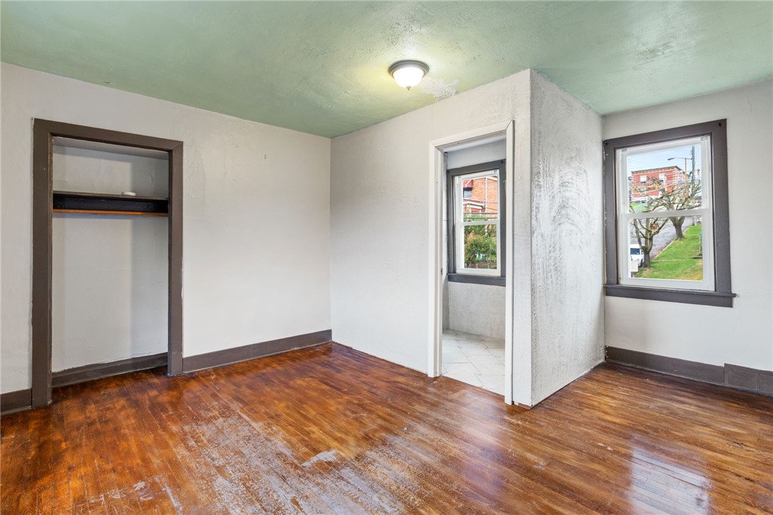 1599 Fallowfield