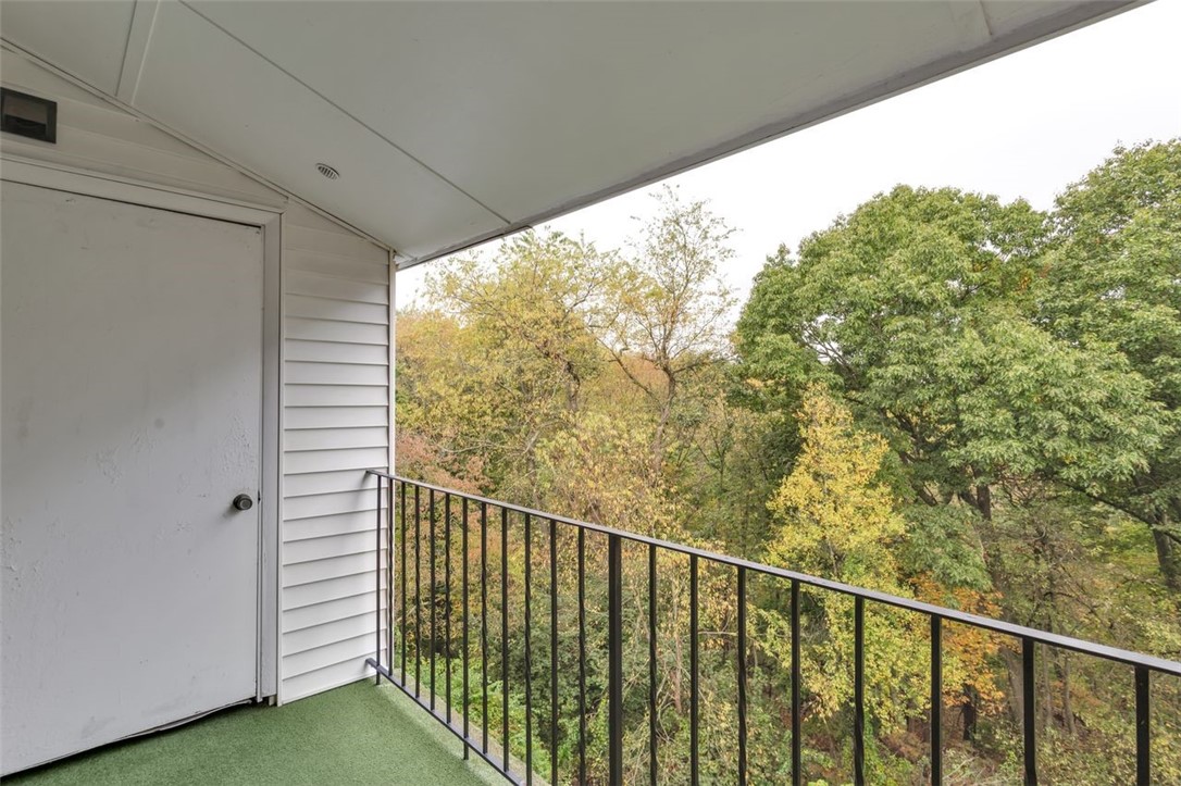 205 Camelot