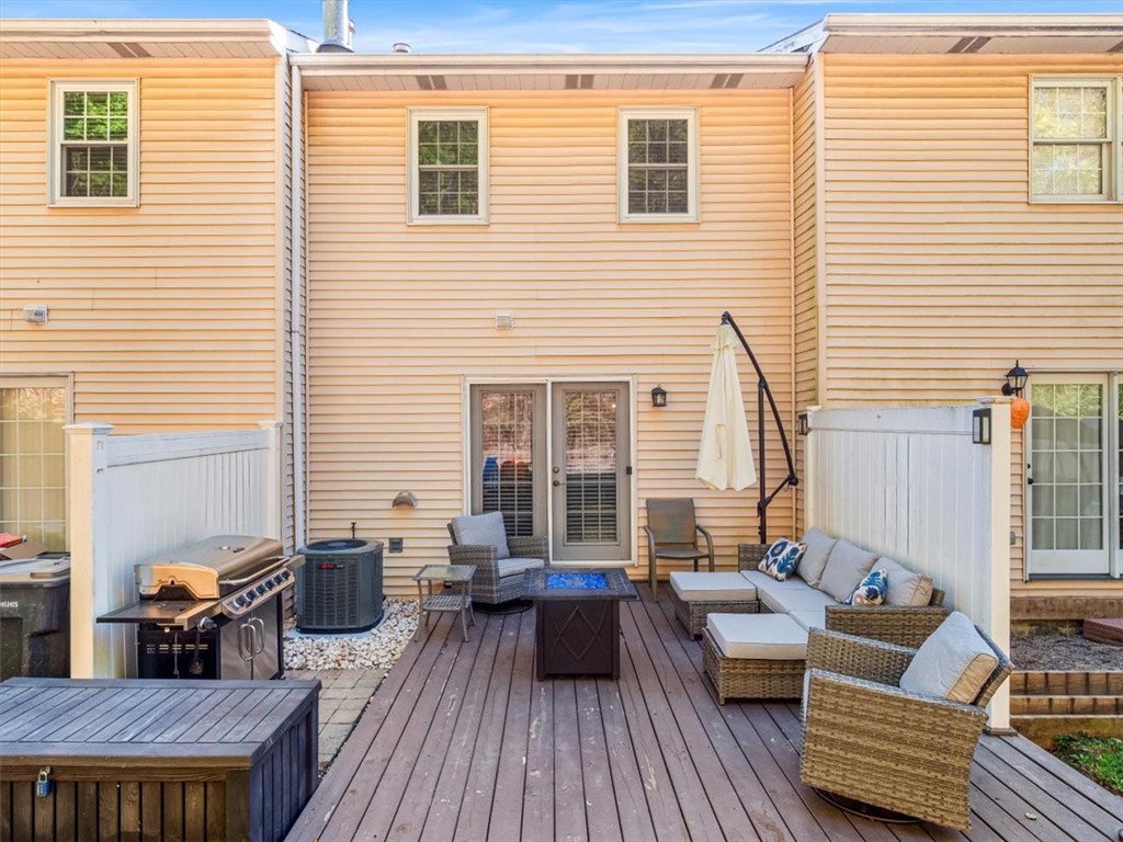 417 Ten Point Ln