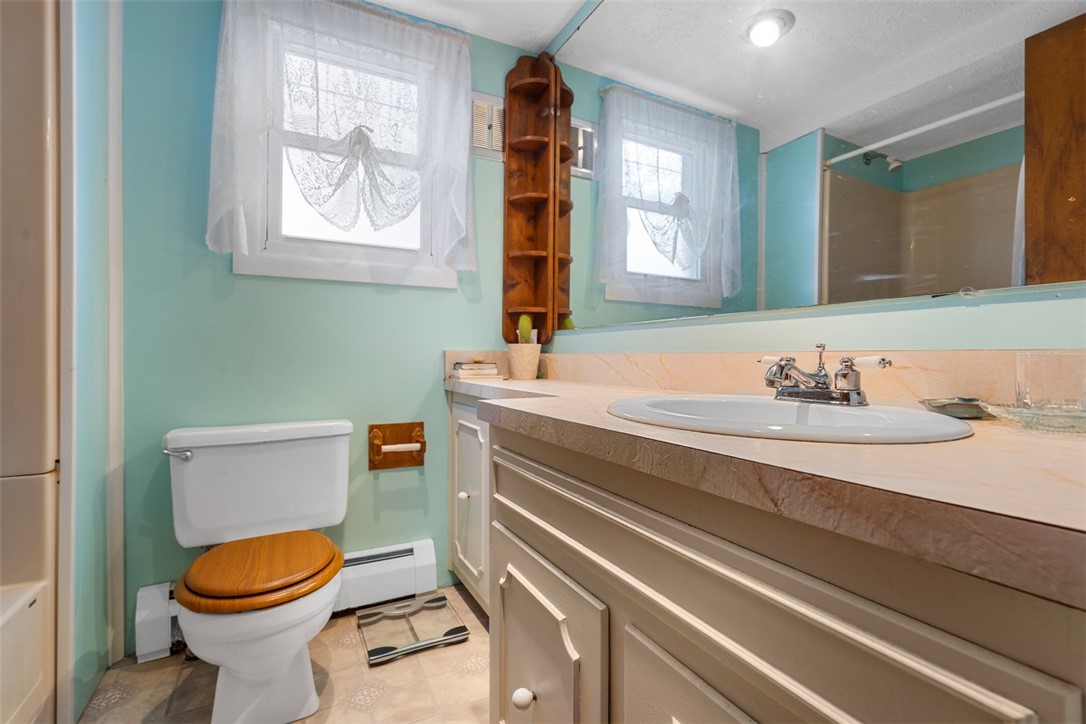 13 Deer Hollow Ln