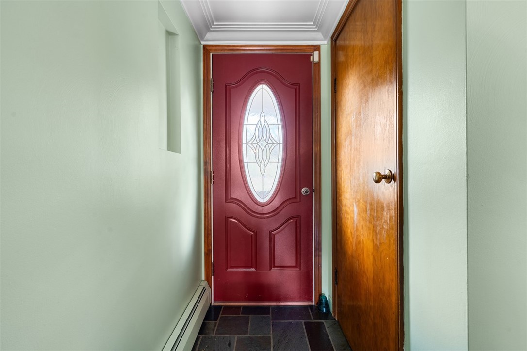 13 Deer Hollow Ln