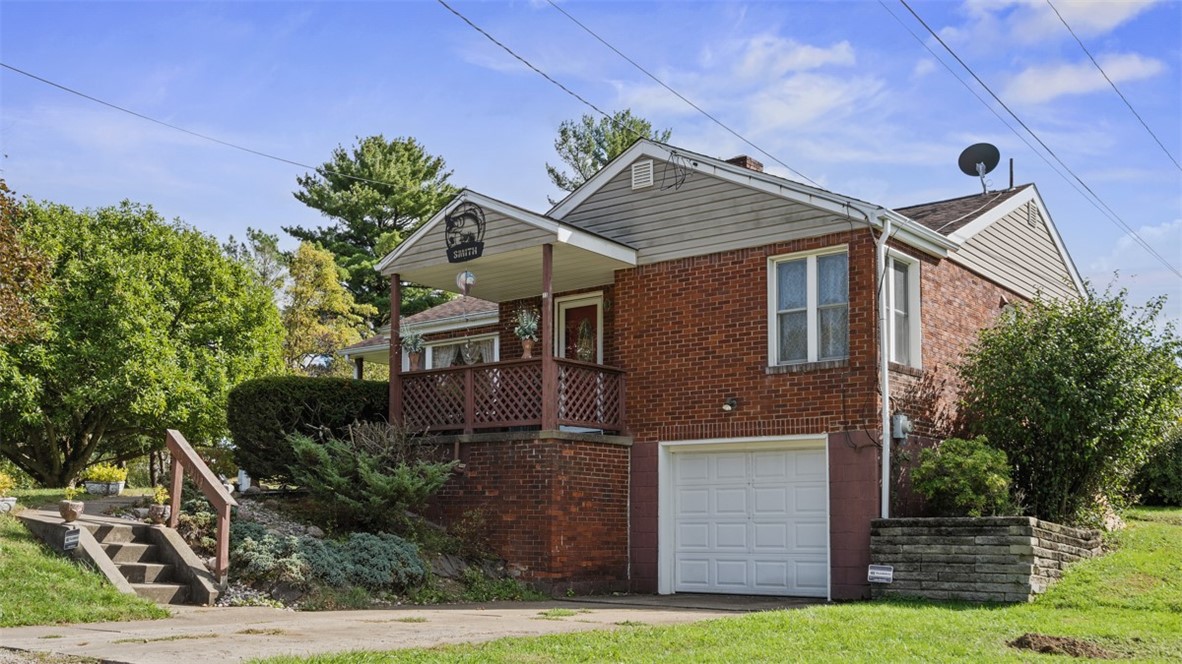 13 Deer Hollow Ln