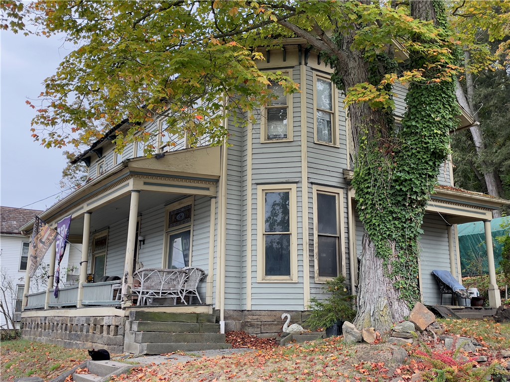 502 Hill St