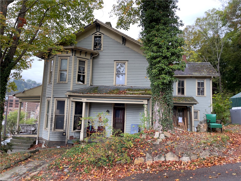 502 Hill St