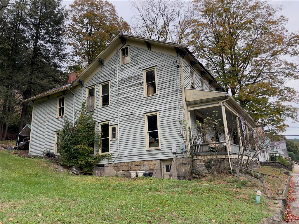 502 Hill St
