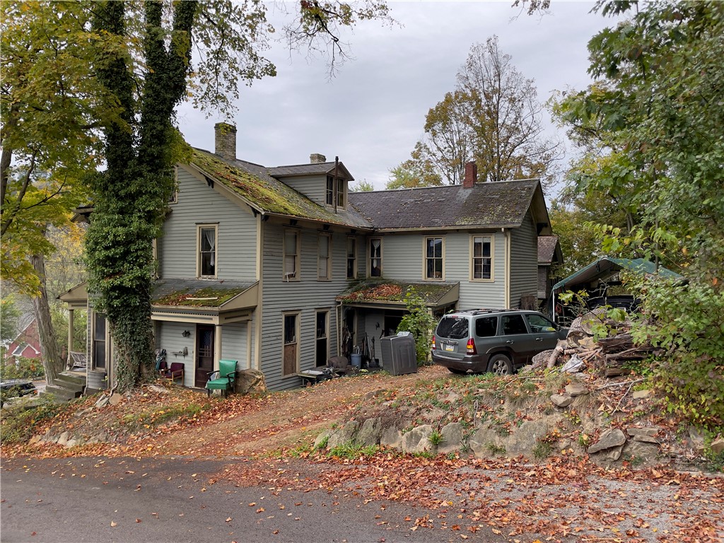 502 Hill St