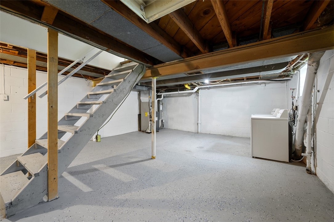 105 5th St