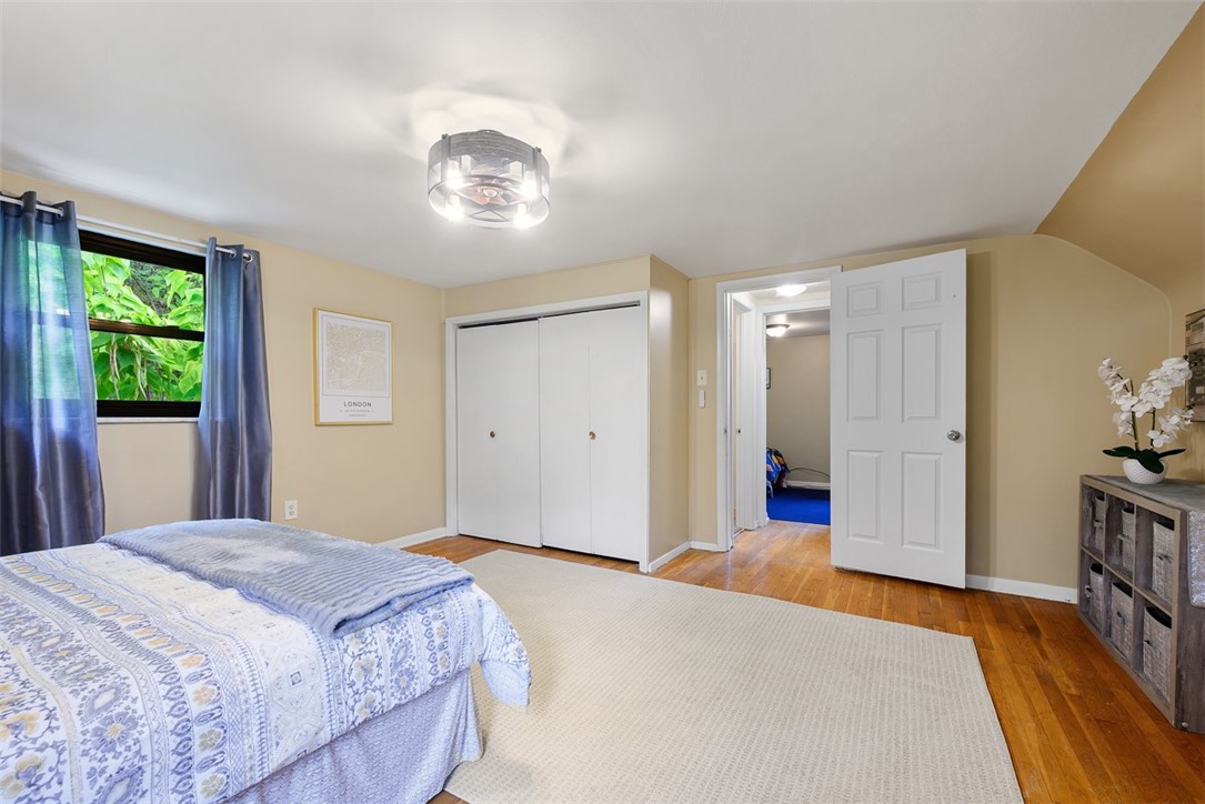105 5th St