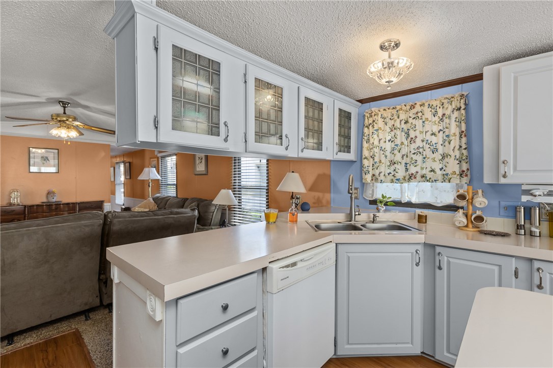 424 Perry Cir