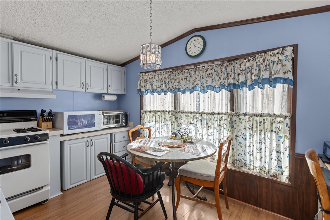 424 Perry Cir
