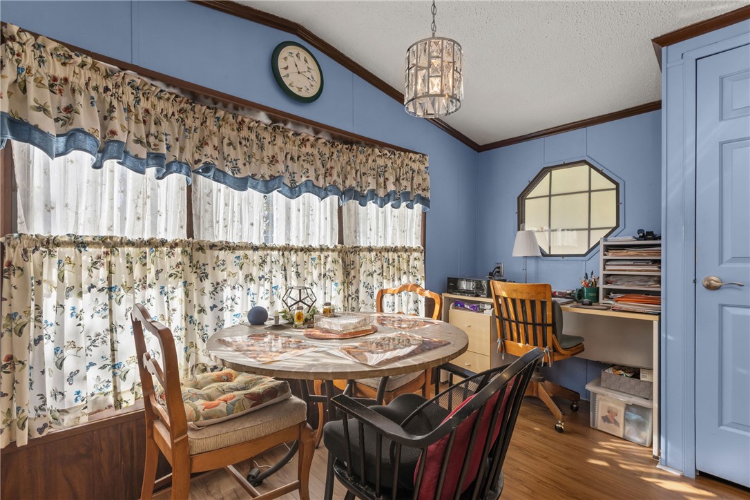 424 Perry Cir