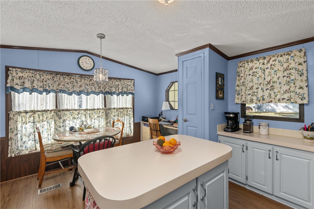 424 Perry Cir