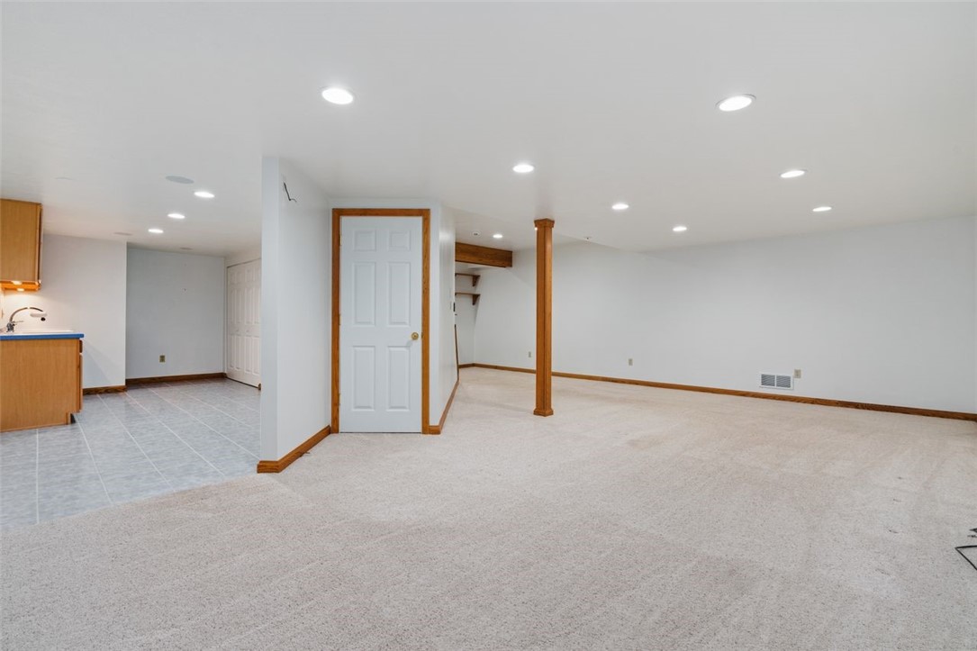 907 Northridge Dr